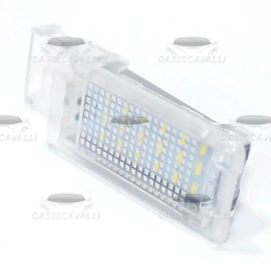 Luce Led Sottoporta, cassetto porta oggetti e portabagagli Seat Ibiza (2018-) - Da300Cavalli