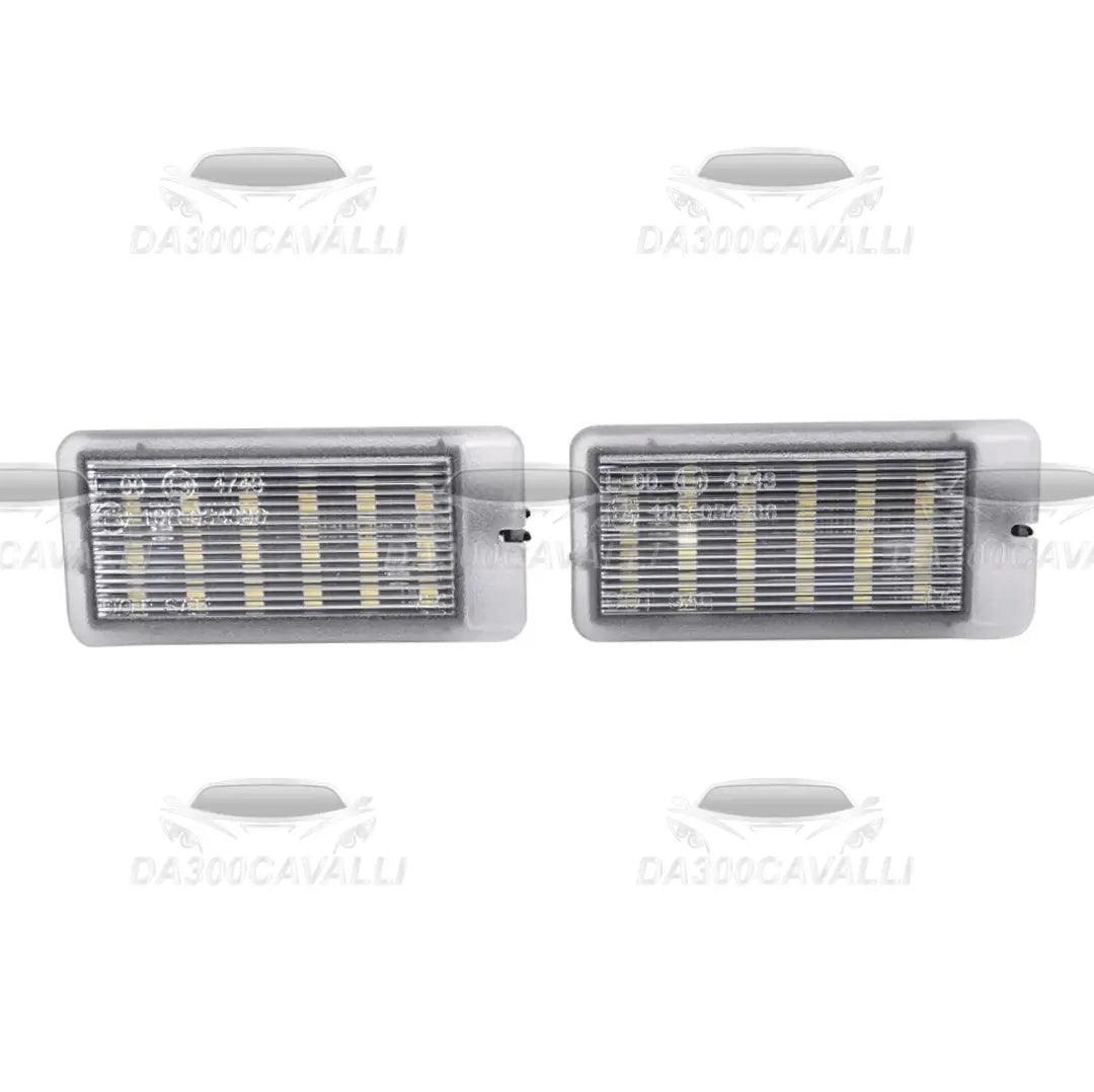 Luci Cortesia Led Smart Fortwo C453 Forfour W453 Da300Cavalli