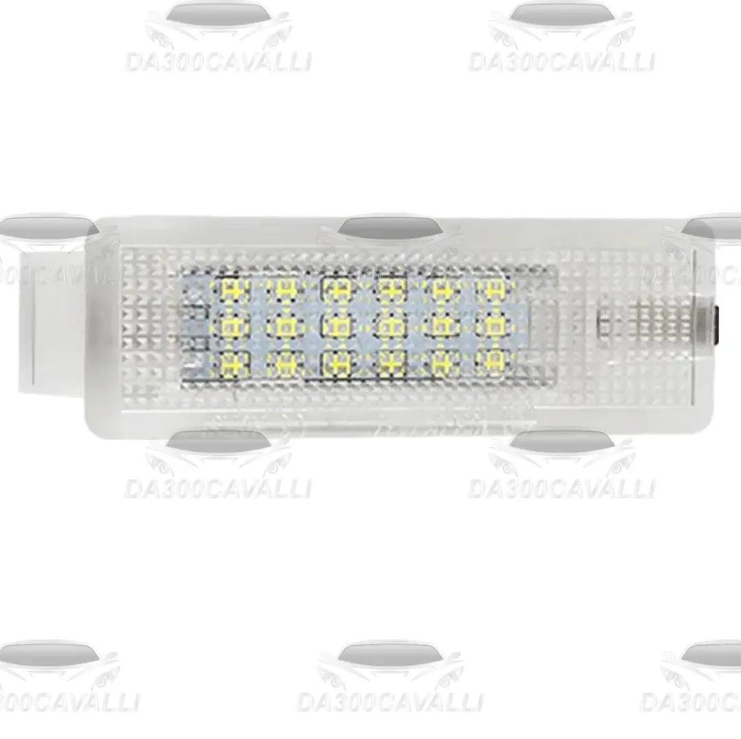 Luci Led Cortesia Vw Golf Scirocco Touran Passat Da300Cavalli